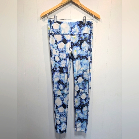 Athleta Chaturanga Legging Blue Floral Size Small - Picture 1 of 7